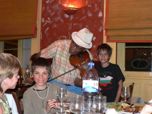 43- Malaquiesh et les enfants 